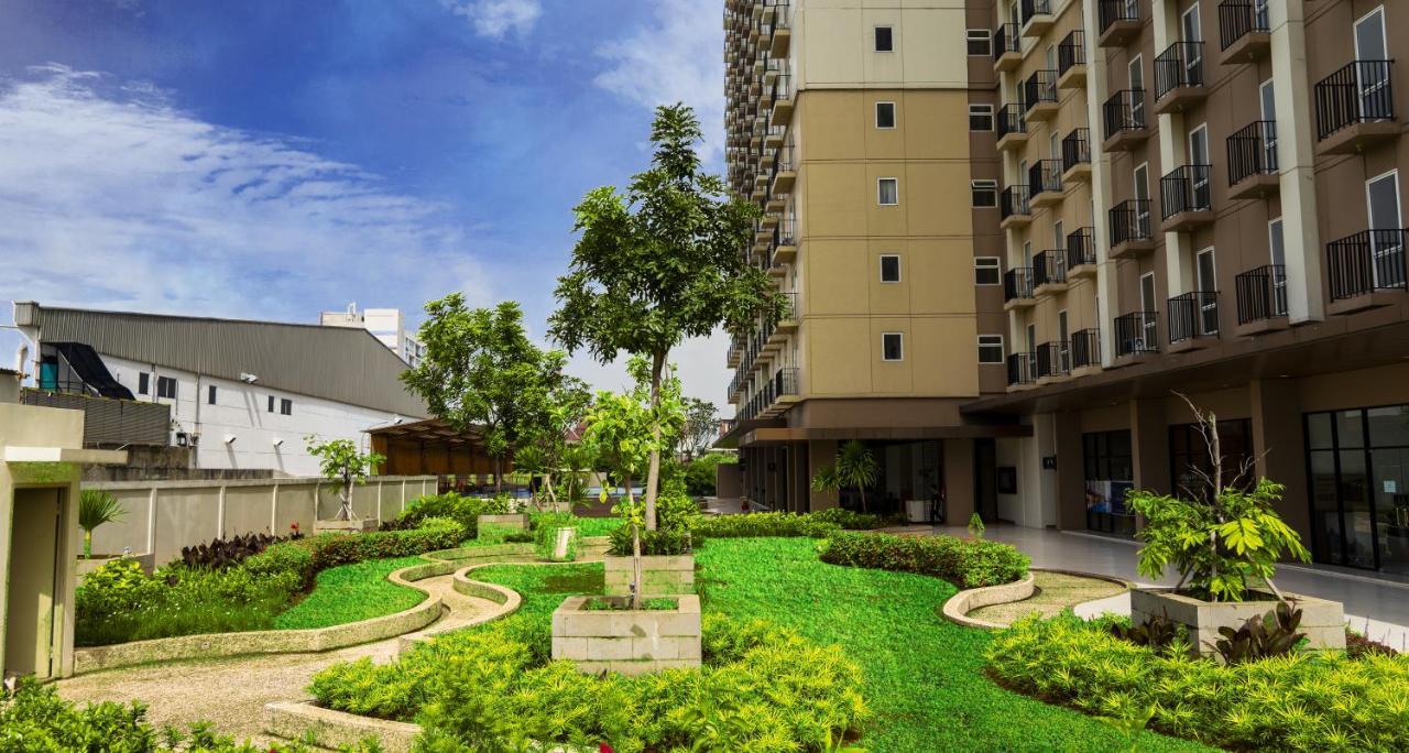 Azalea Suites Cikarang By Jayakarta Group Zewnętrze zdjęcie