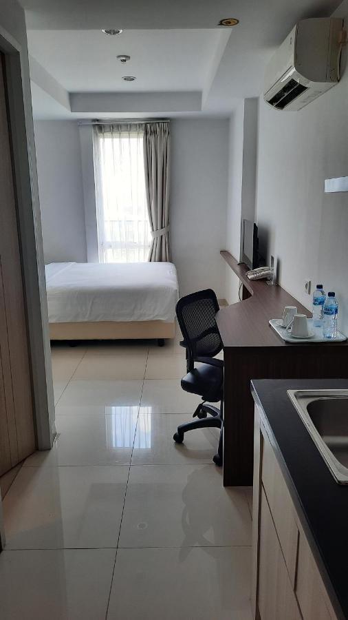 Azalea Suites Cikarang By Jayakarta Group Zewnętrze zdjęcie