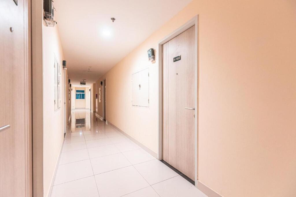 Azalea Suites Cikarang By Jayakarta Group Zewnętrze zdjęcie